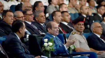 الرئيس السيسي يكشف أسباب لجوء الدولة إلى القروض رداً على تساؤلات المواطنين
